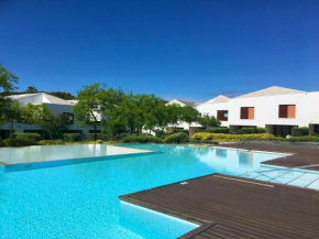 Charming House in Olhos de Água with Shared Pool